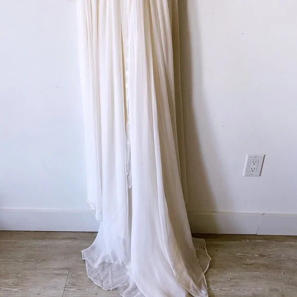 Anne Barge Leyland Wedding Gown - Picture 15 of 16